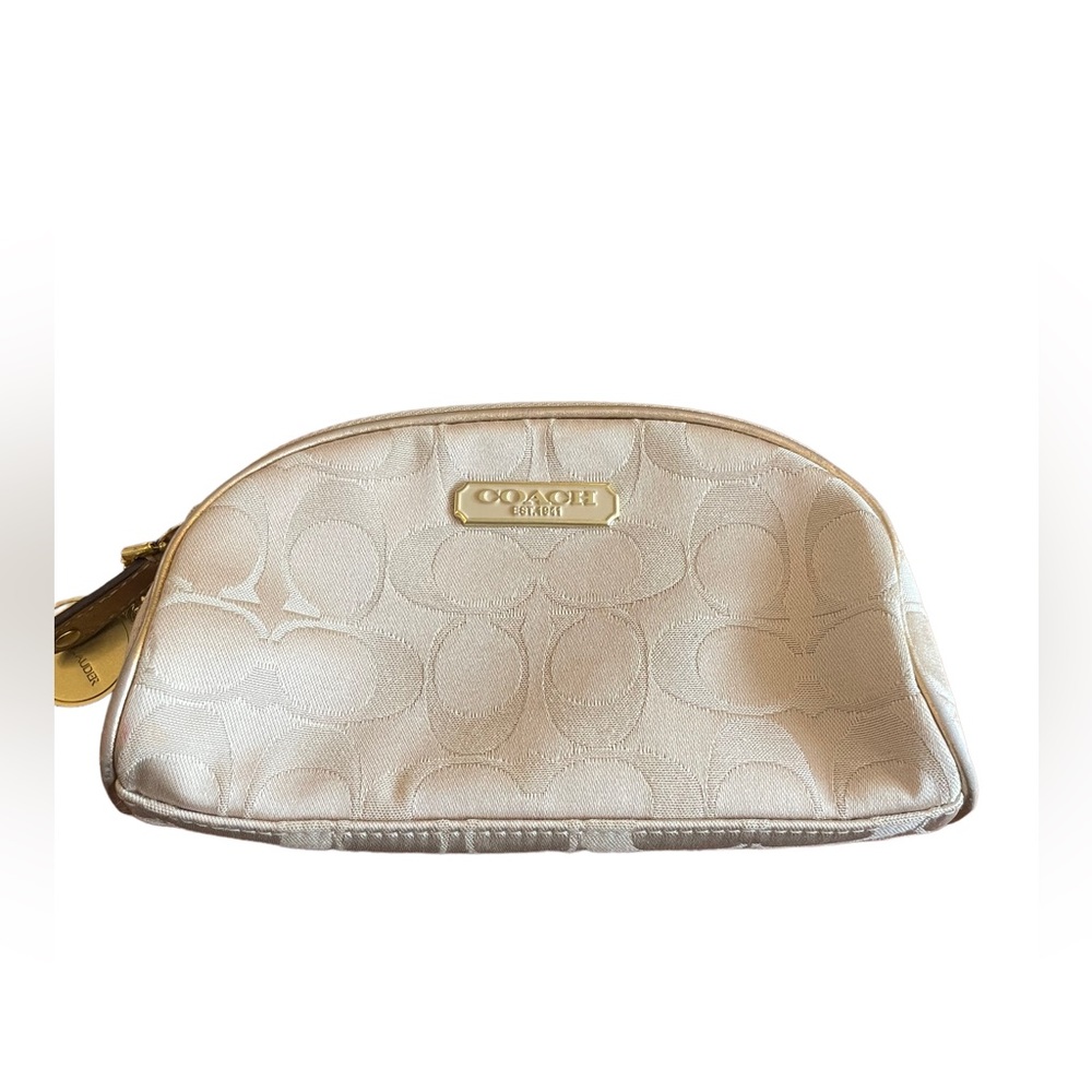 Coach clutch/wallet - Picture 1 of 4